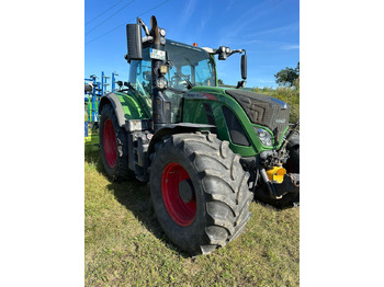 Трактор FENDT 718 Vario