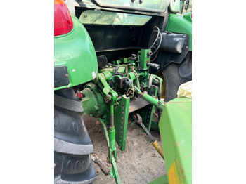 Трактор John Deere 5075 E: снимка 4