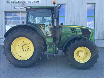 Трактор John Deere 6215R: снимка 4