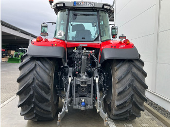 Трактор Massey Ferguson 7S.210 Dyna-VT EXCLUSIVE: снимка 3