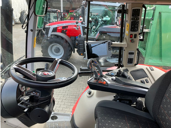 Трактор Massey Ferguson 7S.210 Dyna-VT EXCLUSIVE: снимка 2