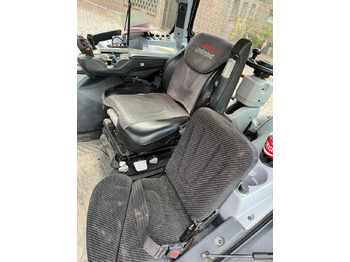 Трактор Valtra T214 Direct TwinTrac: снимка 4