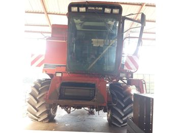 Зърнокомбайн Case IH 1660: снимка 1