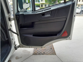 Кабина и интериор за Камион Iveco Stralis AT HI-ROAD: снимка 4