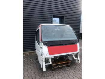 Кабина и интериор MITSUBISHI