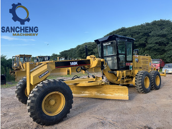 Грейдер CATERPILLAR 140K