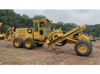 Грейдер CATERPILLAR 140K