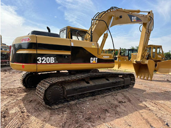 Верижен багер CATERPILLAR 320B