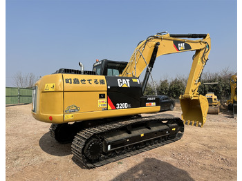 Верижен багер CATERPILLAR 320D2