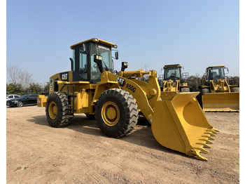 Колесен товарач CATERPILLAR 950G