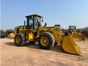 Колесен товарач CATERPILLAR 950G