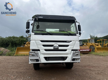 Влекач SINOTRUK Howo tractor unit 420hp: снимка 4
