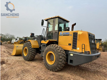 Колесен товарач XCMG LW500F