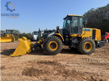 Колесен товарач XCMG LW500F