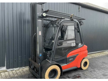 Дизелов мотокар LINDE H30
