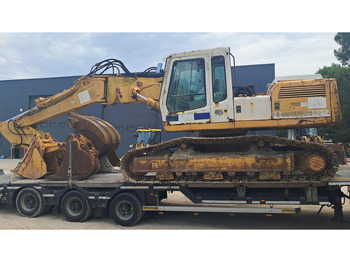 Багер LIEBHERR