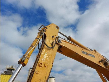 Работна площадка LIEBHERR R 954