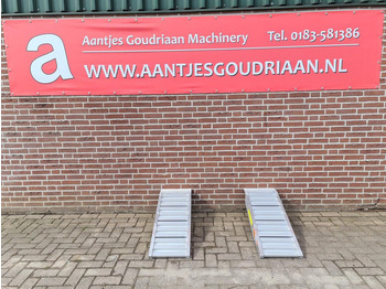 Товарна рампа