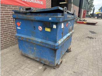 Камион цистерна За превоз на гориво IBC tank: снимка 3