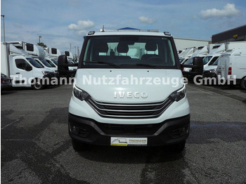 Нови Камион пътна помощ, Лекотоварен автомобил Iveco DAILY 72C18 Schiebeplateu Hubbrille Luftfed Navi: снимка 3