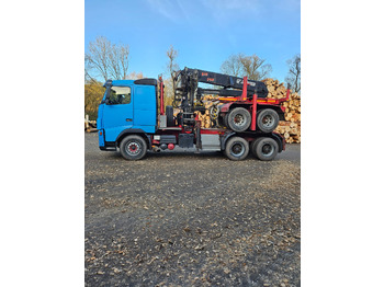 Камион за дърва VOLVO FH16