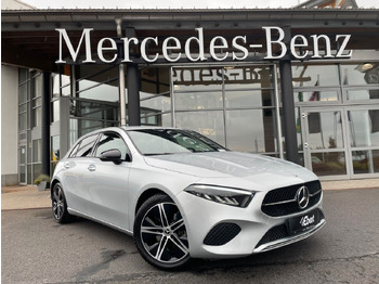 Седан MERCEDES-BENZ