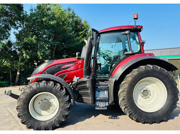 Лизинг на  Valtra T174 Versu Valtra T174 Versu: снимка 2