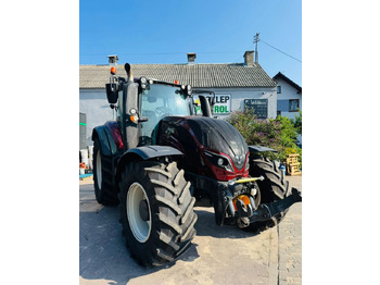 Лизинг на  Valtra T174 Versu Valtra T174 Versu: снимка 4