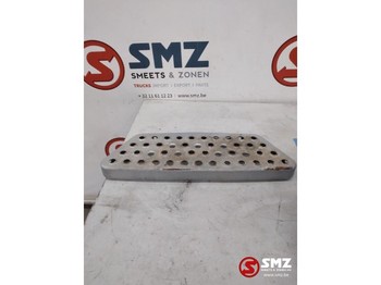 Cтъпало MAN
