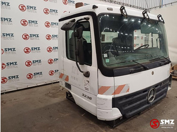 Кабина и интериор за Камион Mercedes-Benz Occ cabine compleet Mercedes Actros MP2: снимка 4 Кабина и интериор за Камион Mercedes-Benz Occ cabine compleet Mercedes Actros MP2: снимка 4