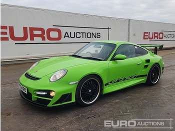 Лек автомобил PORSCHE