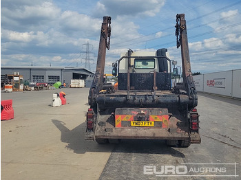 Мултилифт за контейнери камион 2007 DAF LF55.220: снимка 4