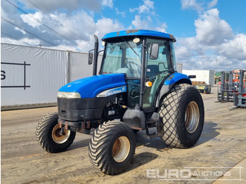 Трактор NEW HOLLAND TD5