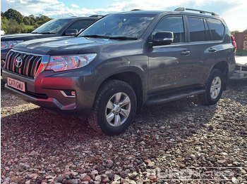 Джип TOYOTA Land Cruiser
