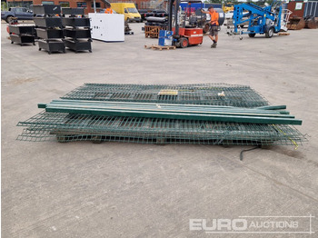 Строително оборудване Galvanised fencing Panel (4 of), Fencing Posts (5 of): снимка 2