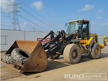 Колесен товарач JCB 436