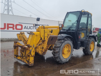 Телескопичен товарач JCB