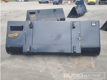 Селскостопанска техника Unused Strickland 90" Loading Bucket to suit JCB Telehandler: снимка 4