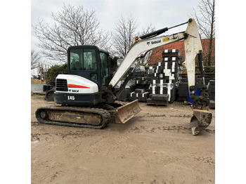 Мини багер BOBCAT E45