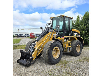 Колесен товарач CATERPILLAR 930G