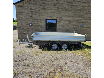 Ремарке за кола HUMBAUR