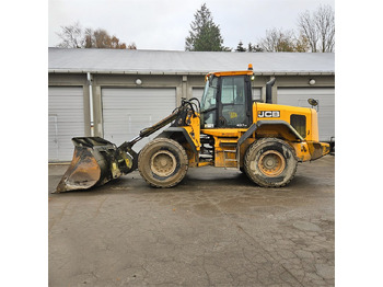 Колесен товарач JCB 437