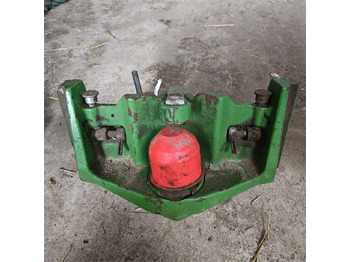 Трактор JOHN DEERE