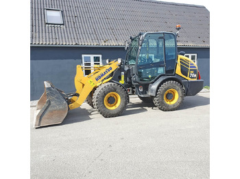 Колесен товарач KOMATSU WA70