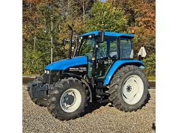 Трактор NEW HOLLAND TS100