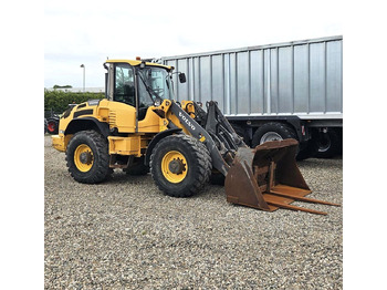 Колесен товарач VOLVO L45F