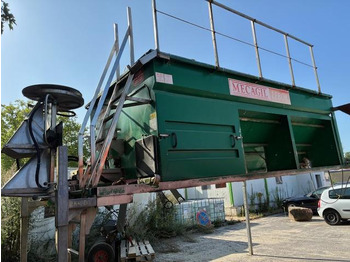 Машина за разпръскване на сол/ Пясък