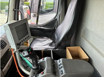 Гудронатор Renault GRAVILLONNEUSE RGS: снимка 4 Гудронатор Renault GRAVILLONNEUSE RGS: снимка 4