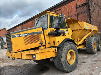 Съчленен самосвал VOLVO A25