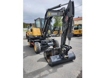 Колесен багер Volvo EW 60E: снимка 2